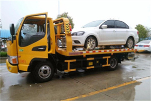 兴宁附近拖车救援24小时服务热线